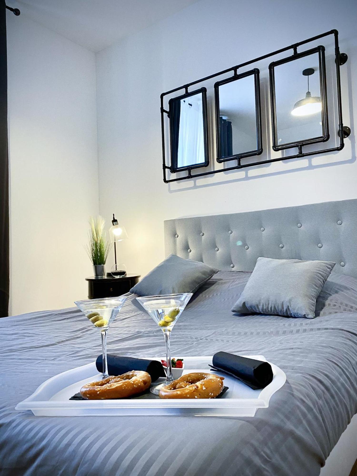 Le Convivial, Appartement Centre Ville מולהאוס חדר תמונה